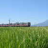 岩木山を背後に