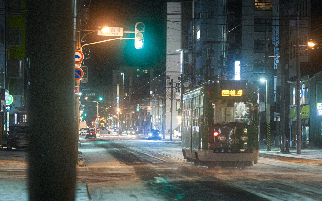 76D5C0DE-8C1B-49E7-8B0C-88855B87711C