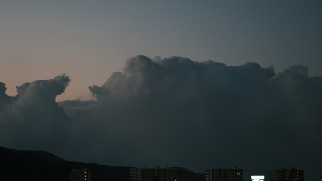 6DF509CC-7BB2-40E9-98DA-8D416E2A8FA2