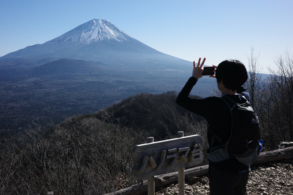 今日は精進湖で12時