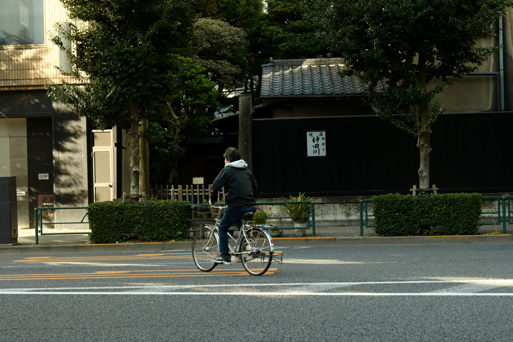 今日は外神田で9時