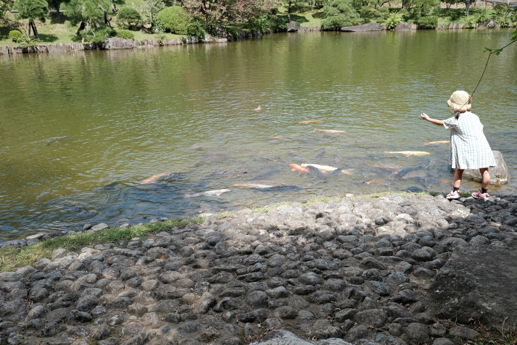 今日は成田山で12時