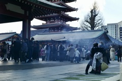 今日は浅草寺で12時③