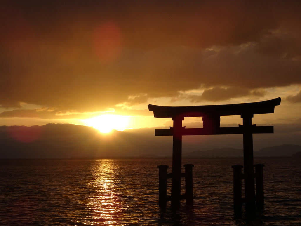 目が覚める日の出