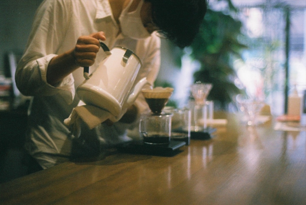 film・Pour over coffee brewing*