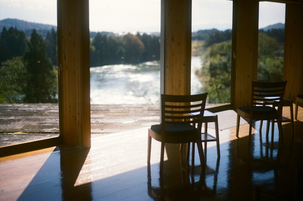 film・Go To The River*