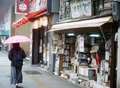 film・雨の古書店*