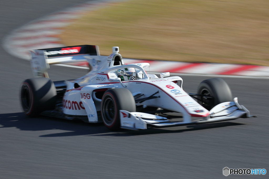 DOCOMO TEAM DANDELION RACING 福住 仁嶺 選手