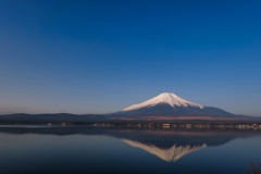 山中湖 きれいな富士