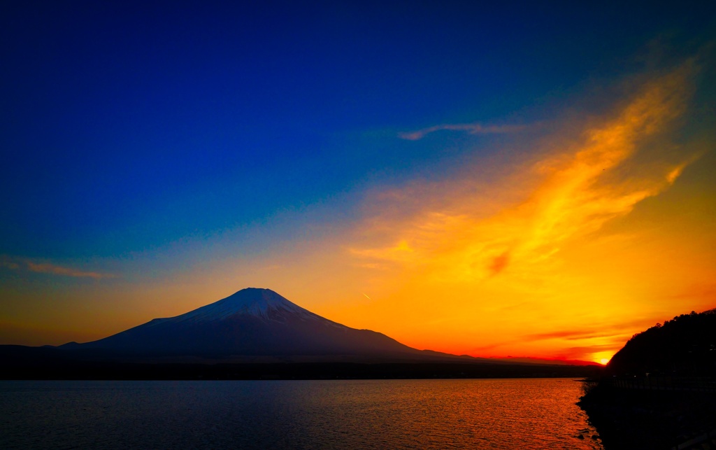 赤橙の空