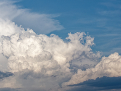 夏雲