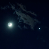 上弦の月と金星