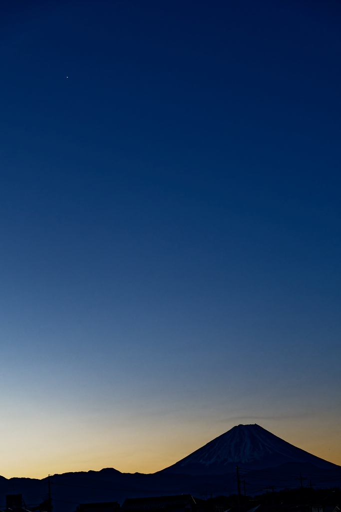 明けの明星と富士　(2024.01.14)
