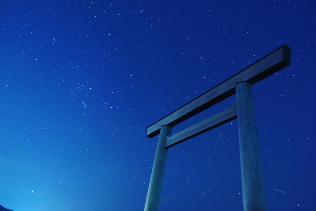 双子座流星群と鳥居
