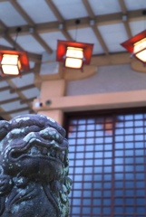 狛犬を煽る(^_^;)