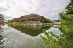浮ぶ城壁