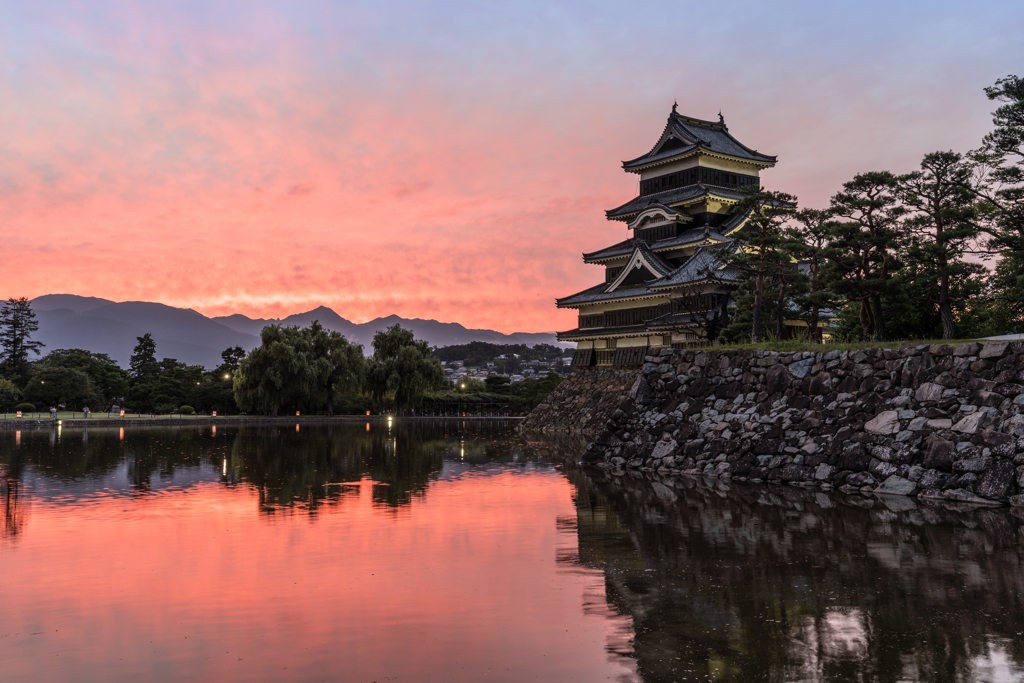松本城　夕景