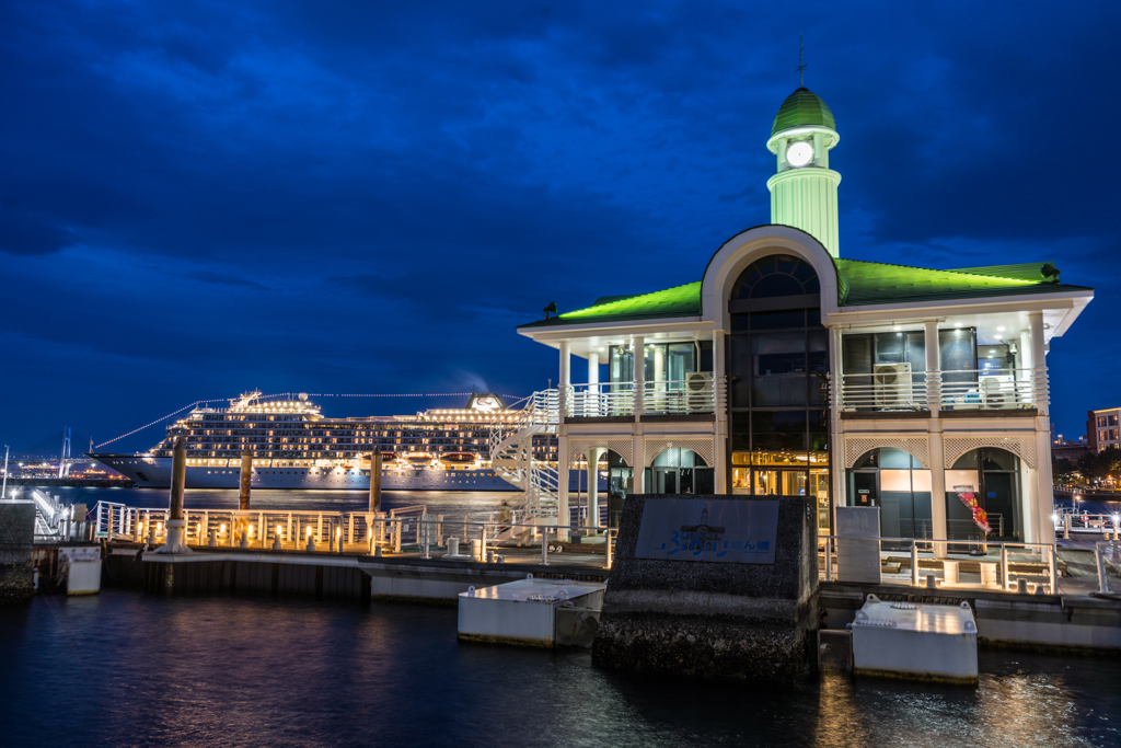 横浜、初入港！　バイキングオリオン