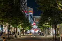 真夏の夜、丸の内