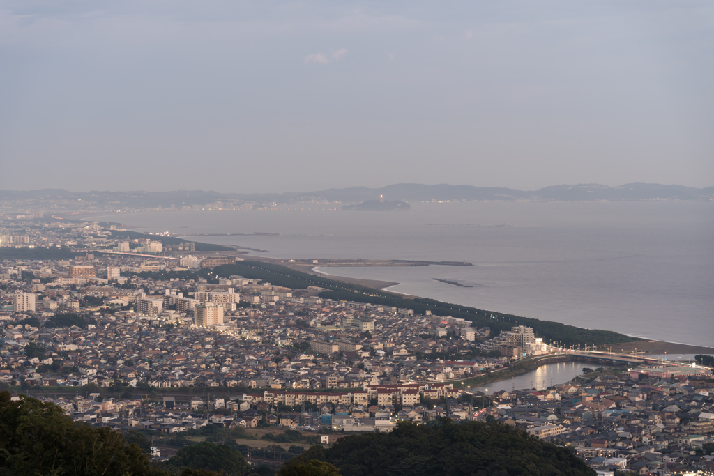 湘南平から相模湾を望む