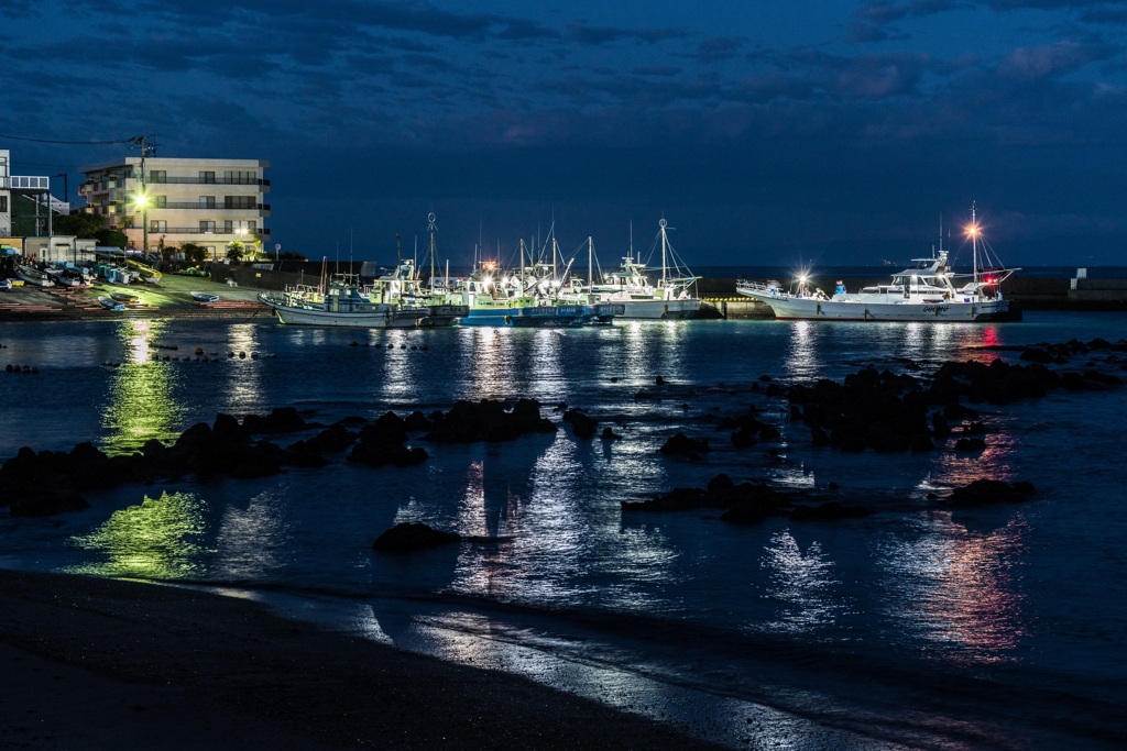 真名瀬の夜明け