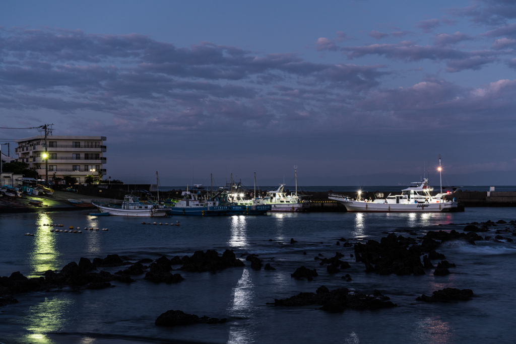 真名瀬の夜明け