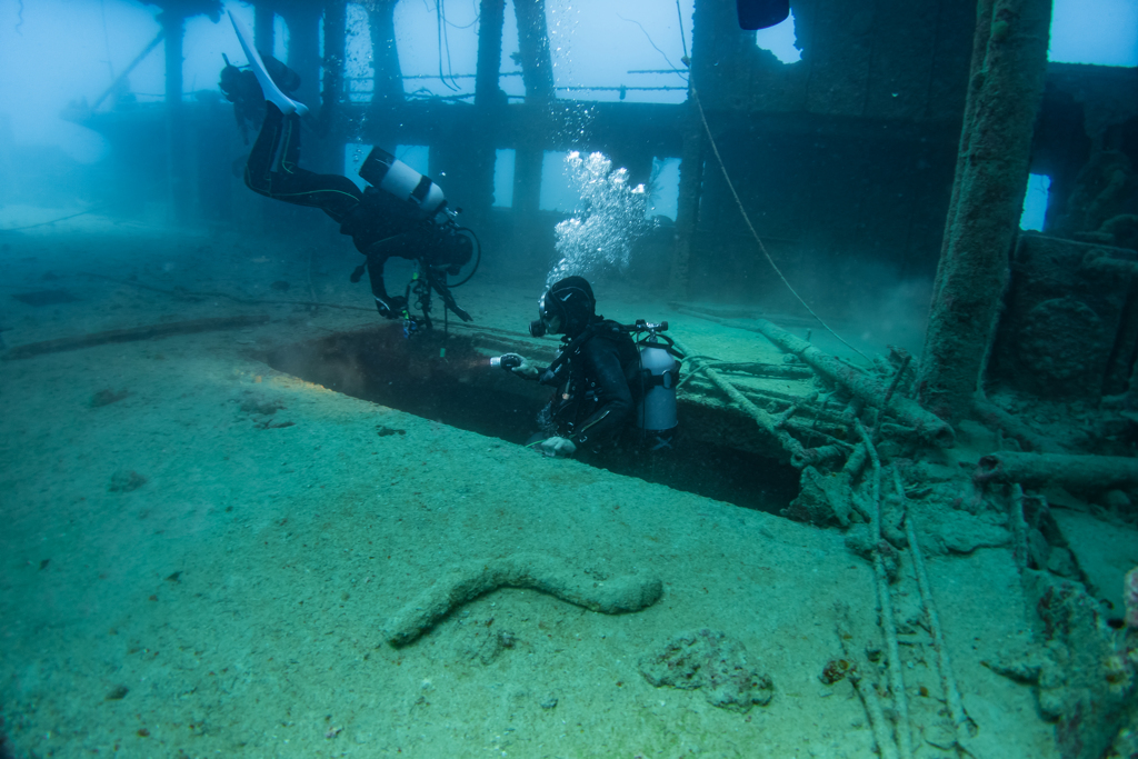 沈船　あさしお丸