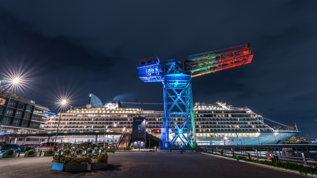 横浜、初入港！　バイキングオリオン