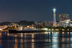 マリンタワー、氷川丸