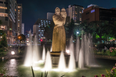 山下公園　水の守護神像