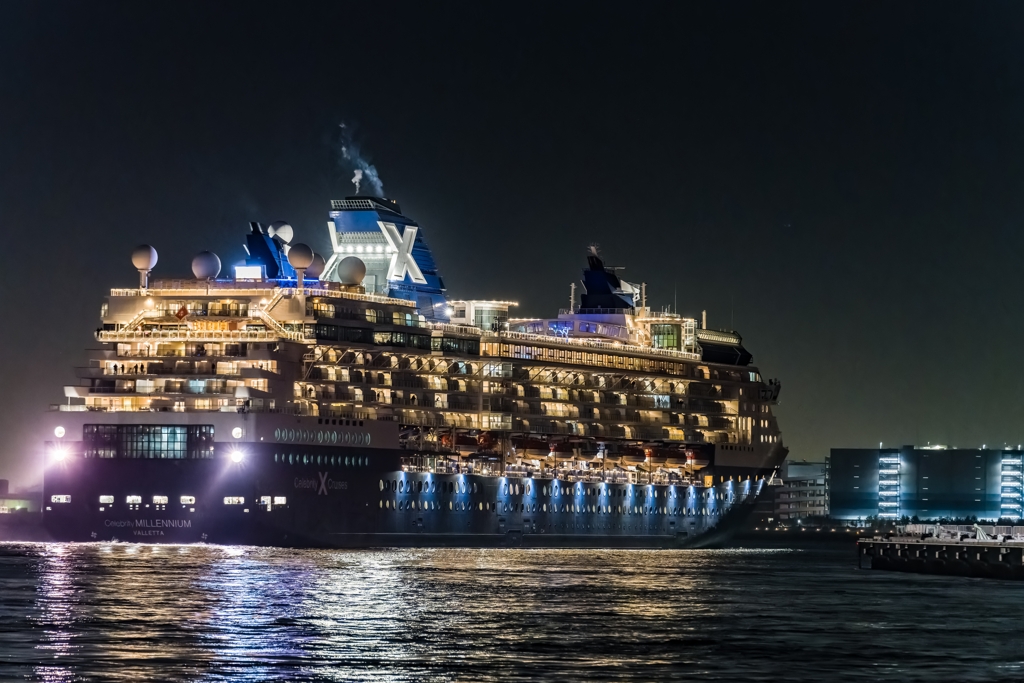 セレブリティ・ミレニアム