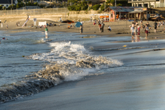 夏休みの森戸海岸