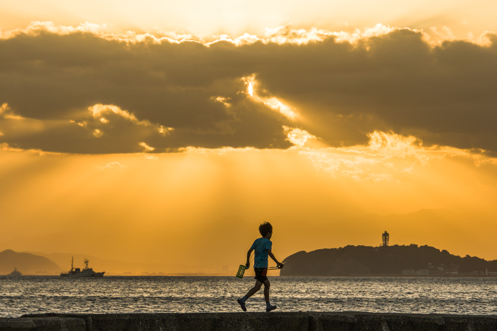夏休みの森戸海岸