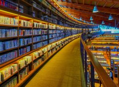武雄市図書館