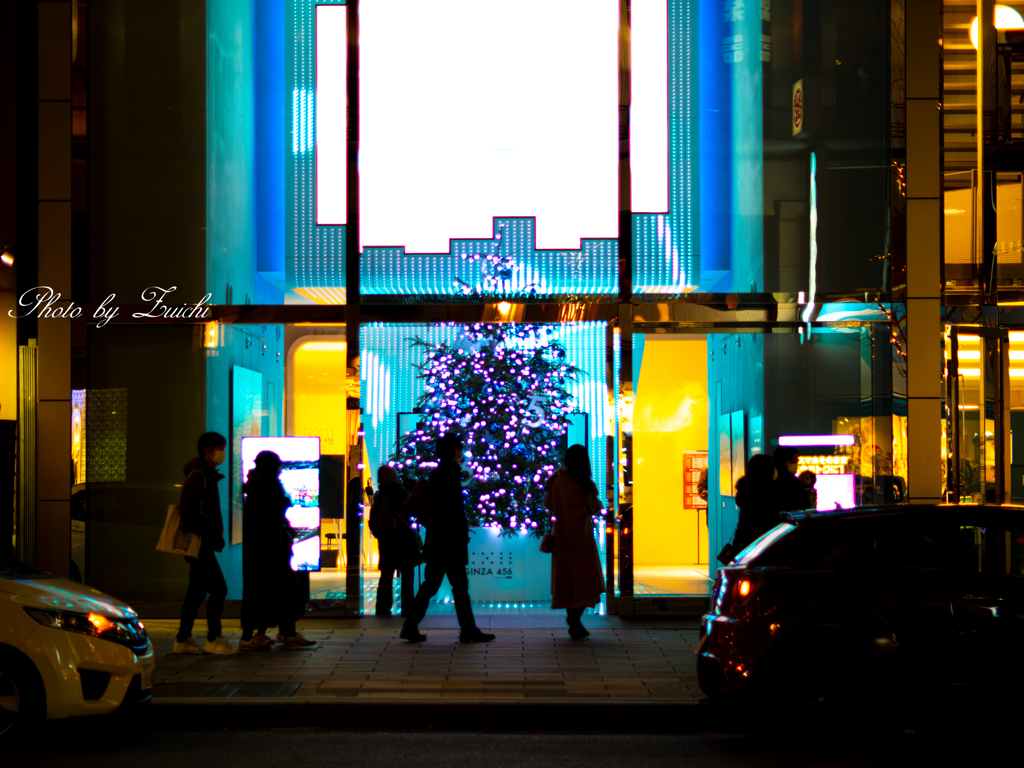 クリスマスの街を