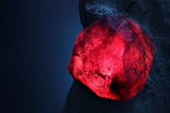 Almandine-Pyrope Series, Graphite