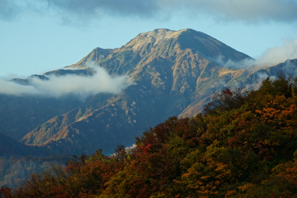 蔵出し2018年 (紅葉と越後駒ケ岳)