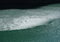 湖面の氷紋