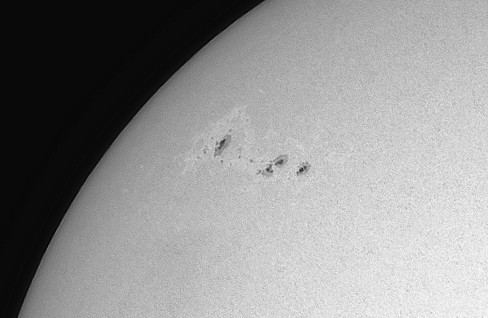 黒点部分の強拡大