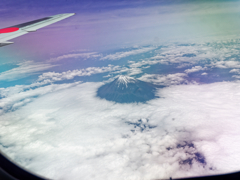 雲の上の富士山