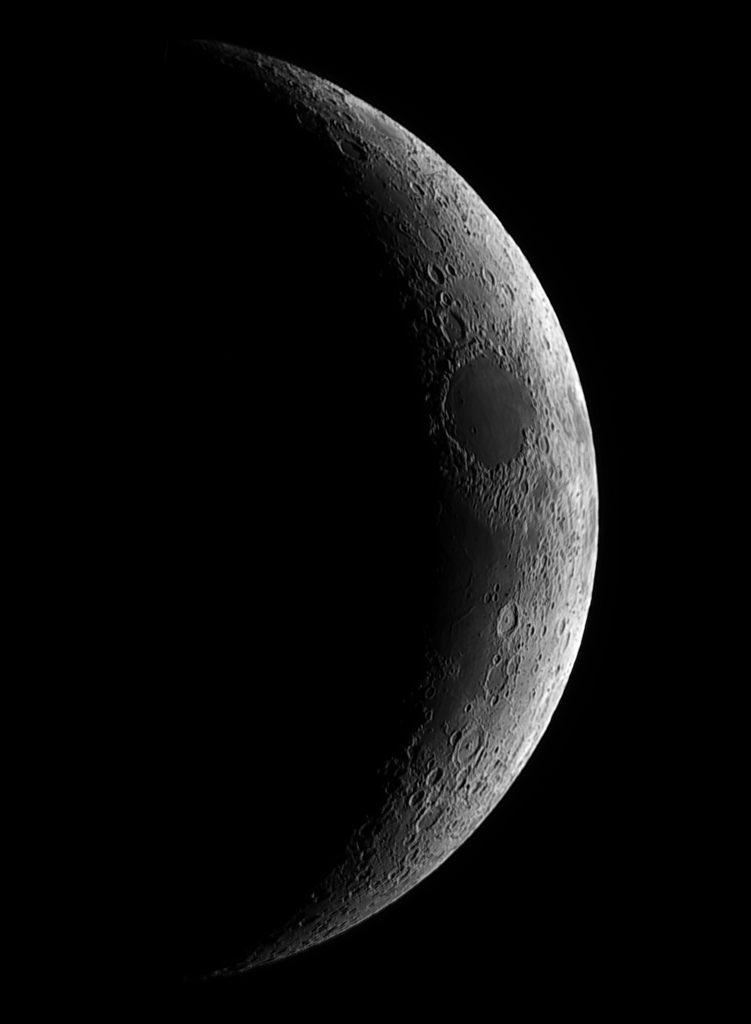 月　1月25日　月齢３．３