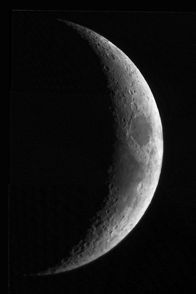 月　２月１６日