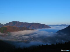 雲海が薄れて．．．