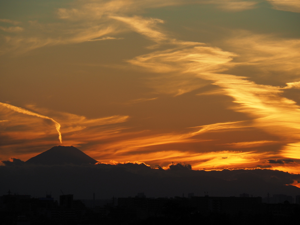 富士山噴火？秋の夕暮れ