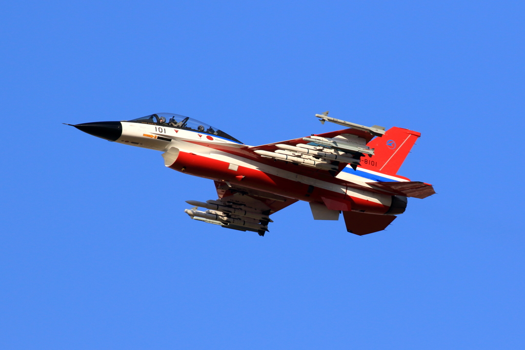 F-2初号機