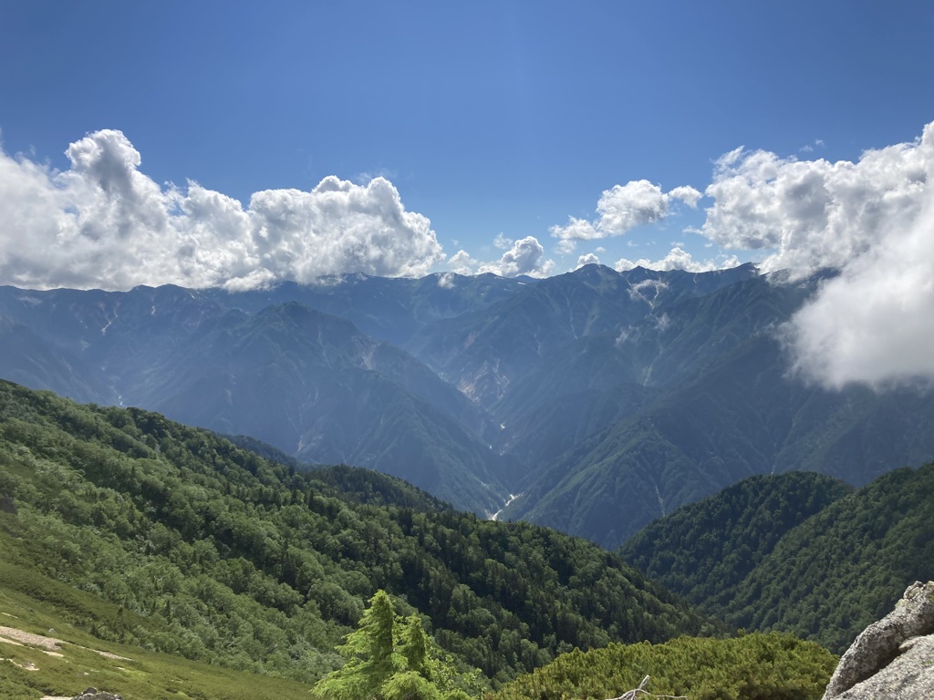 燕山荘前から１
