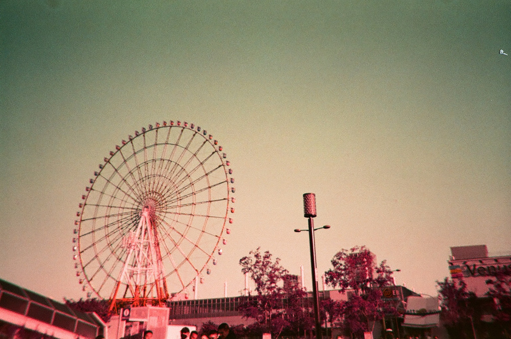 Ferris wheel 
