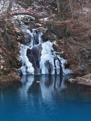 桃太郎の滝　冬