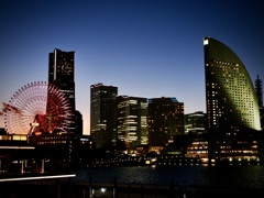 ハンマーヘッドから見るみなとみらい