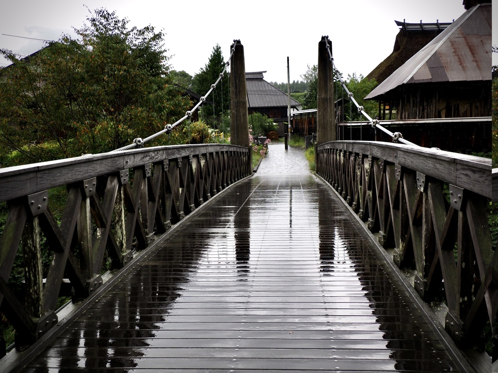 大出の吊り橋